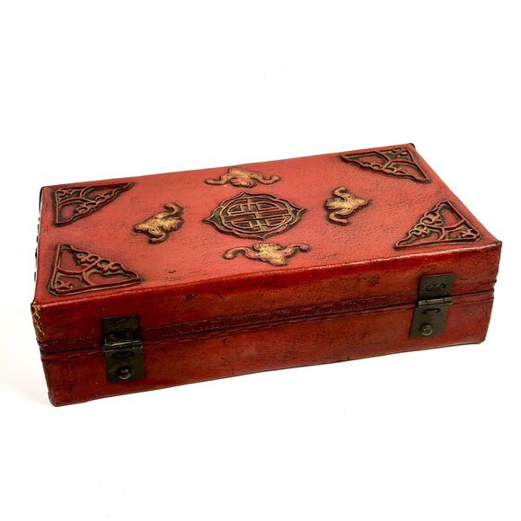 Antique 19th Century Handmade Leather Red Chinese Box Lacquered gold gilt symbol - Picture 7 of 16
